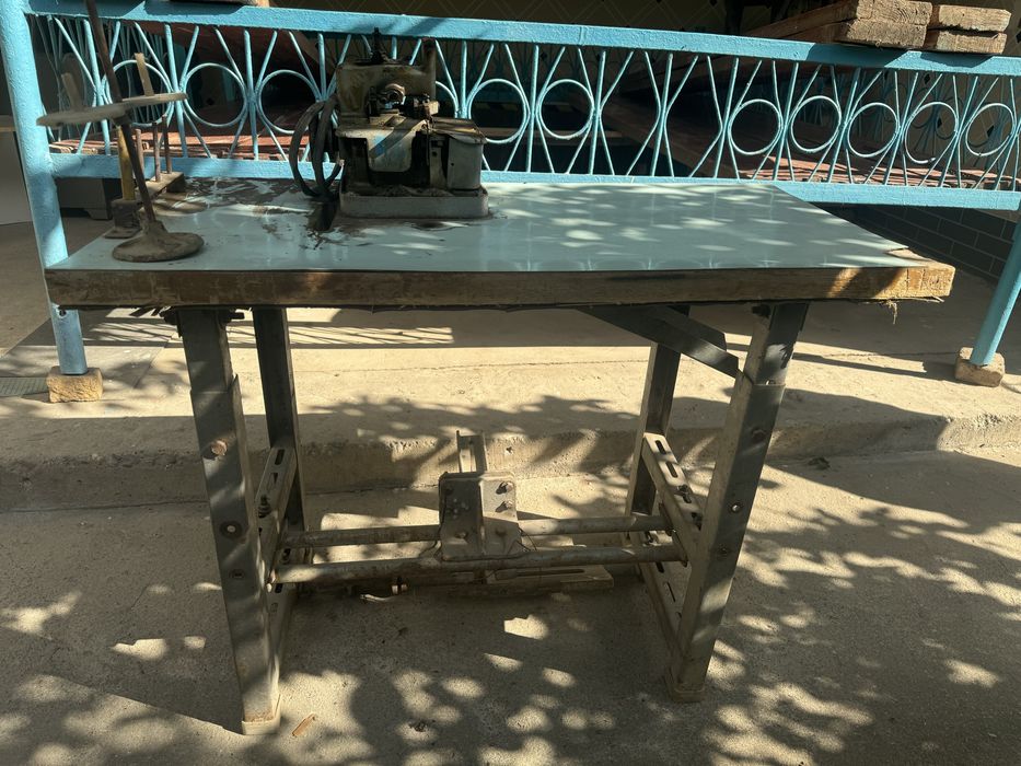 Швейная машина и оверлок