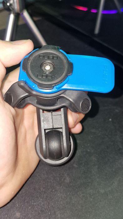 Quadlock prindere jug + vibration dampener + surub m22 x 1.0mm