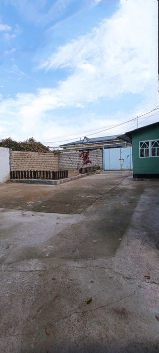 Продаётся 3х комнатный дом на участке.