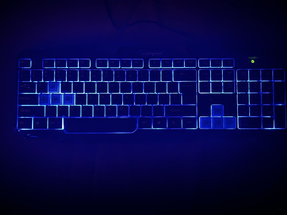 Vand tastatura de gaming esperanza tirions iluminata , usb , leduri
