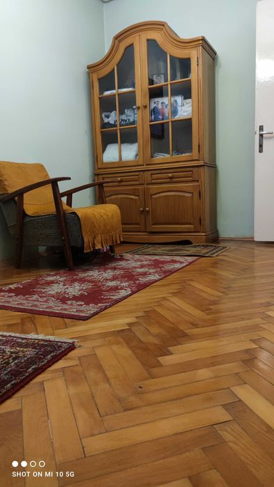 Chirie 3 camere și garaj, Cornișa