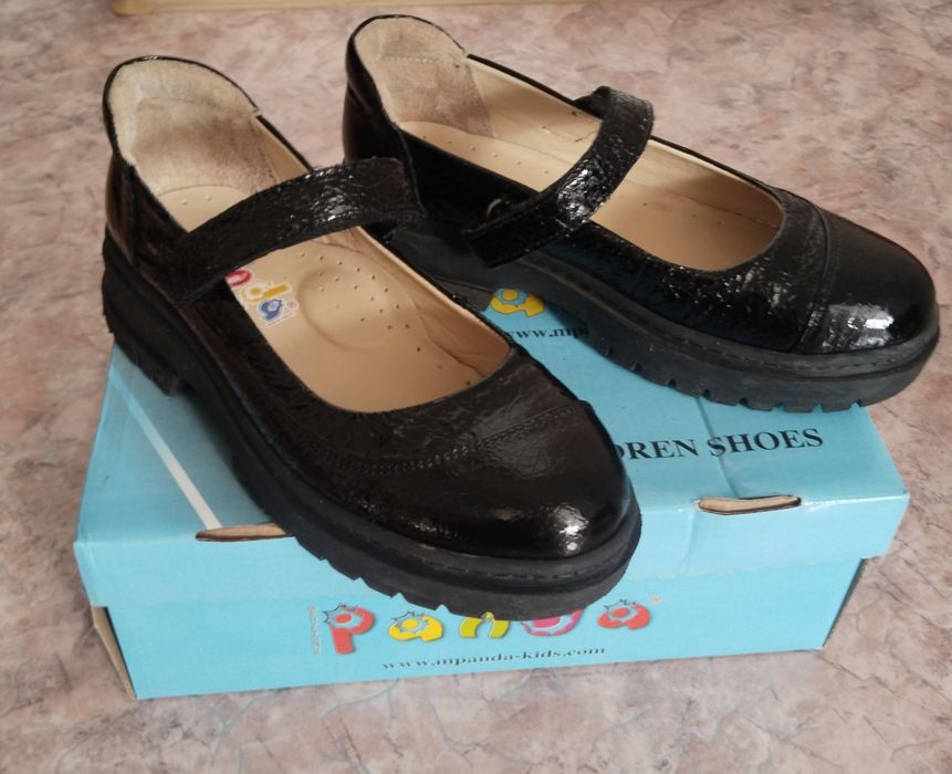 Туфли на девочку