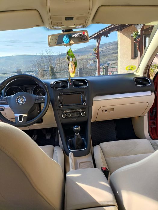 Vand vw Golf 6. 1.6tdi  105cp 148000km