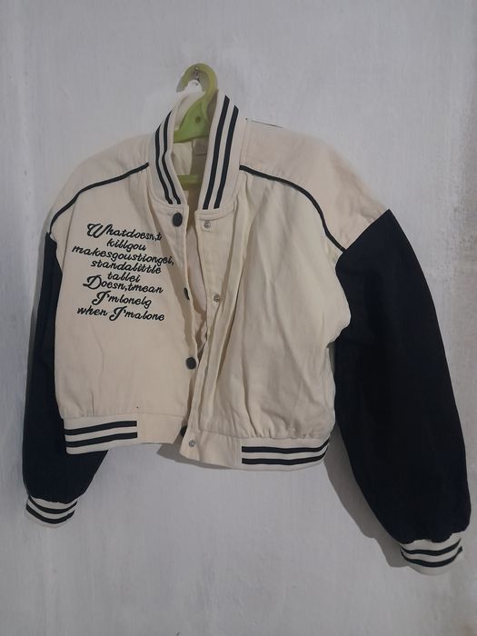 Zamonaviy "Bomber" kurtka (uniseks/qizlar uchun).