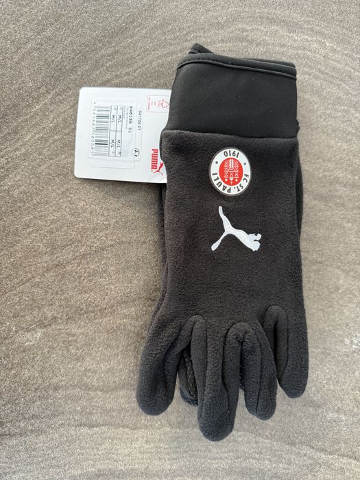 Manusi Puma St. Pauli noi, originale.