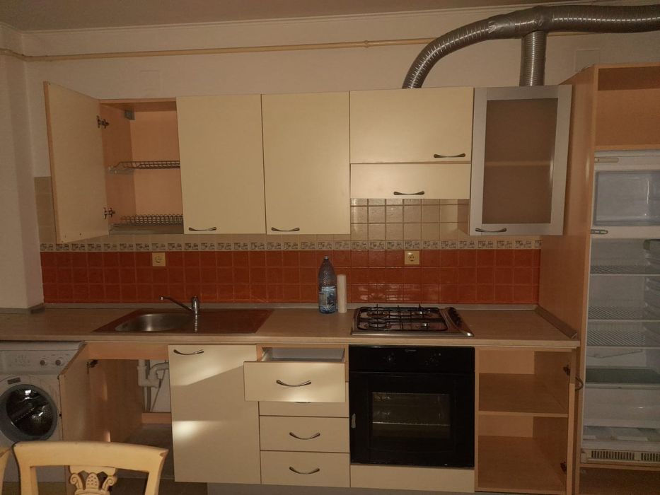 bucătărie complet utilată