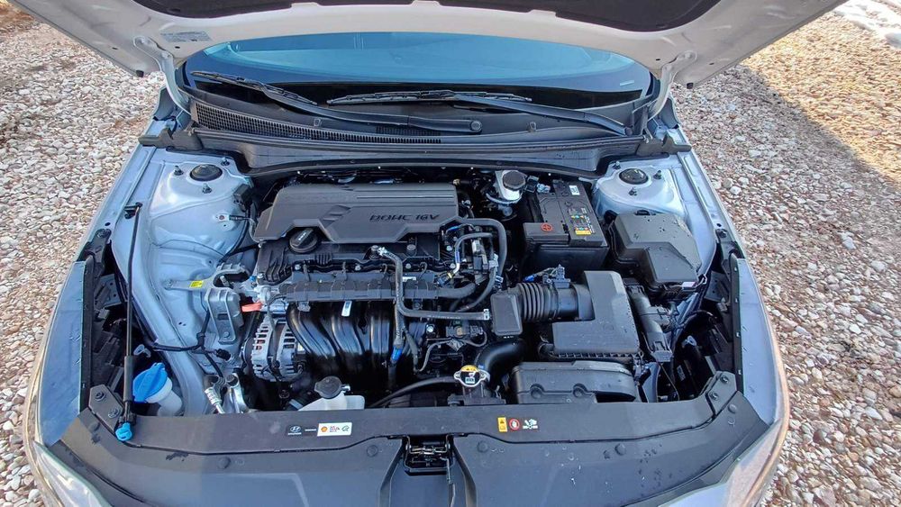 Hyundai Elantra хюндай елантра 2.0бензин 2023г.
