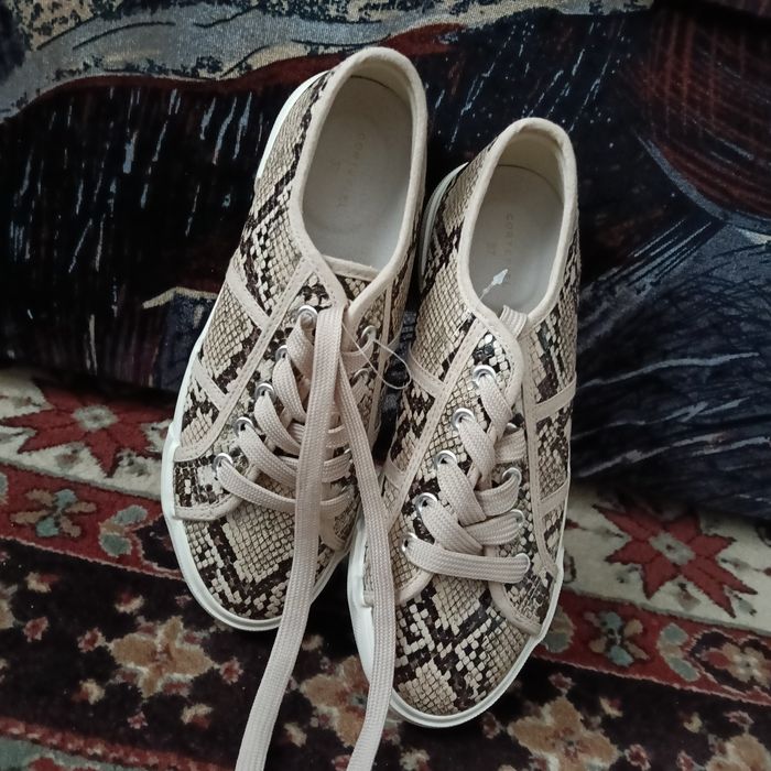 Adidași damă noi