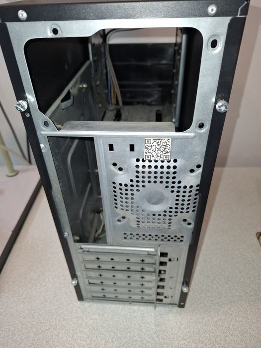 кутия за компютър