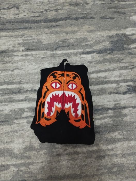 Bape tiger black type