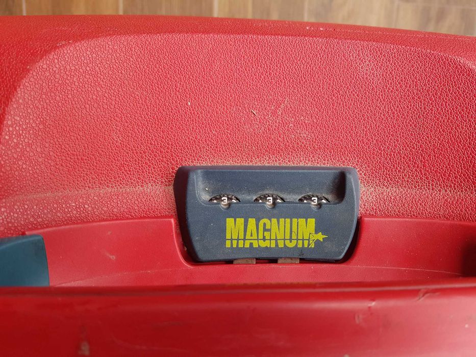 Голям куфар Samsonite Magnum, от поликарбонат