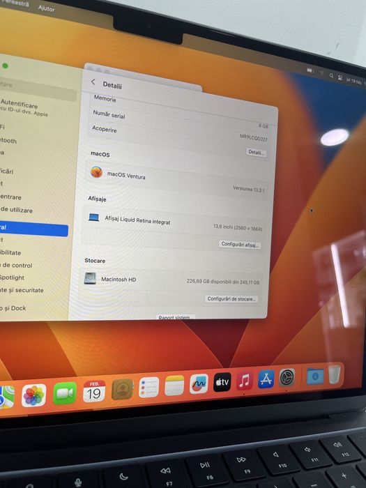 MacBook air M2 256gb 8gb ram  doar 23 cicluri de incarcare