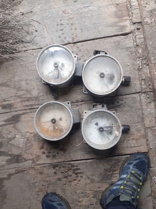 Продам манометры СССР