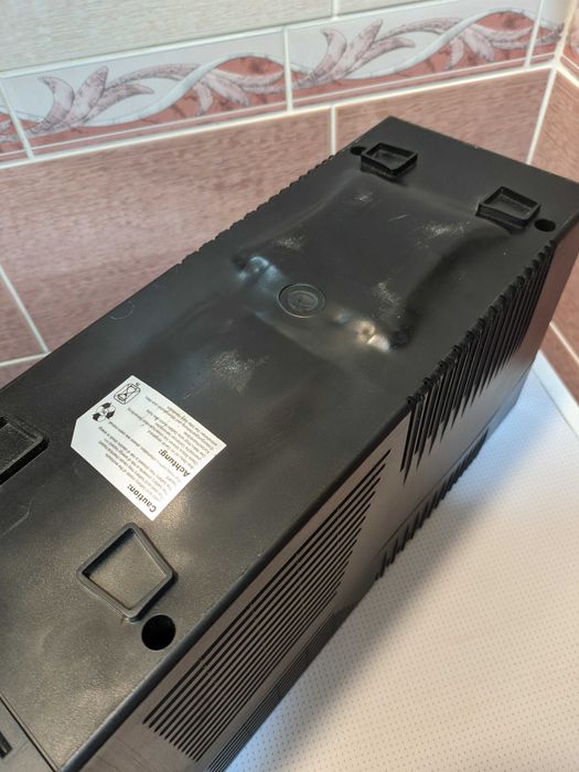 UPS 1200W. ибп юпс