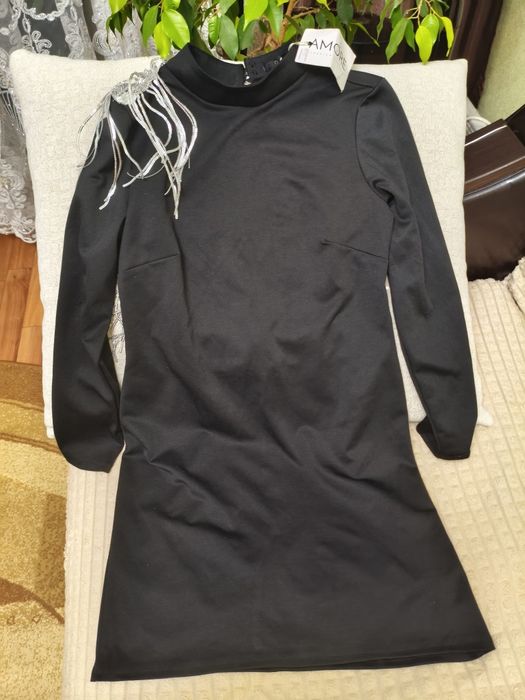 Продам красивые платья