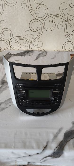 Авто магнитолу Хундай штатный