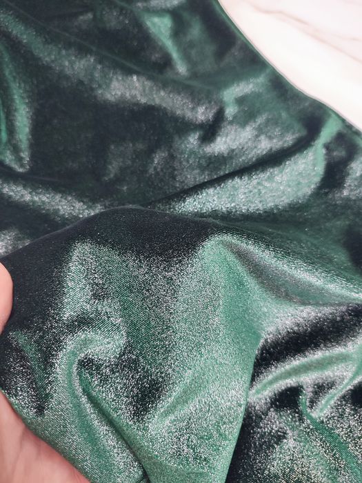 Rochie din catifea verde inchis