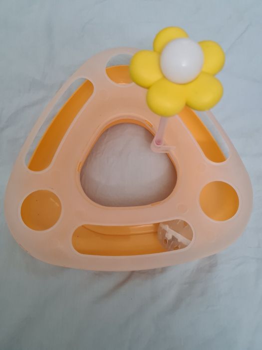 Продаётся интерактивная игрушка для кошек и собак.