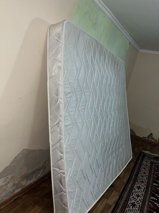 Продаю матрас чистый новый