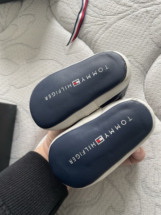Бебешки обувки Tommy Hilfiger