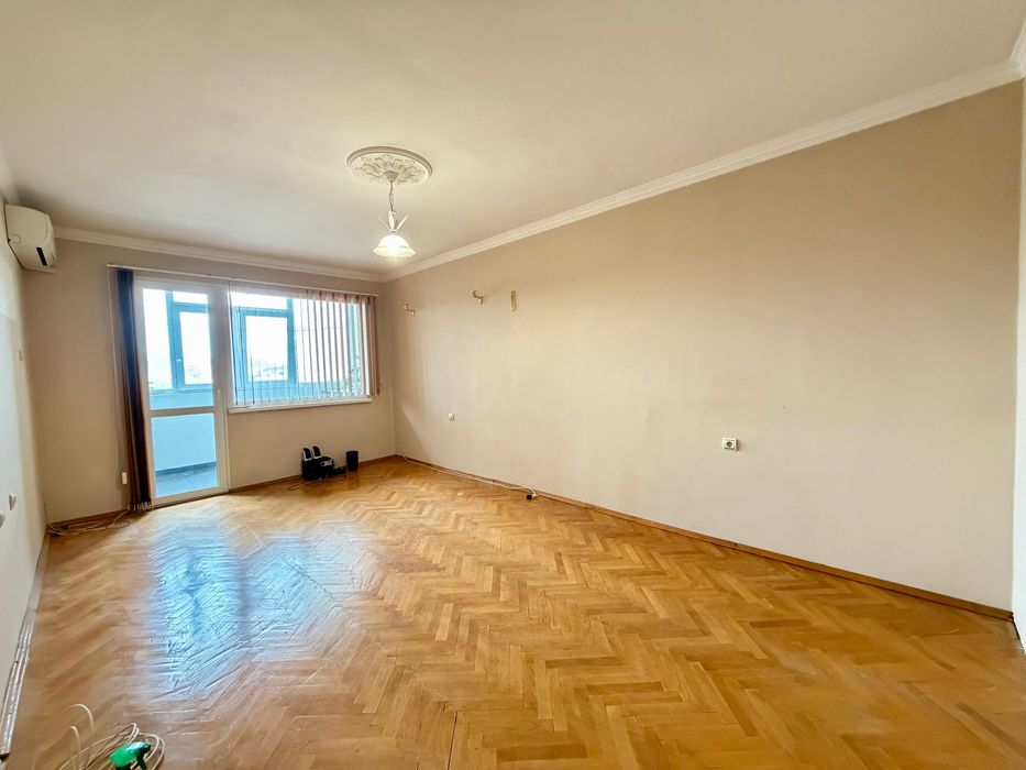 Тристаен Апартамент , гр. Търговище Пазара