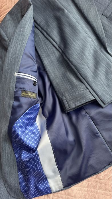 Продам костюм мужской