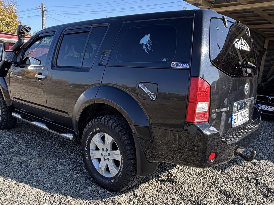 NISSAN PATHFINDER 2.5 dCi 4x4 – 2007 –  6+1 TREPTE – OFF-ROAD