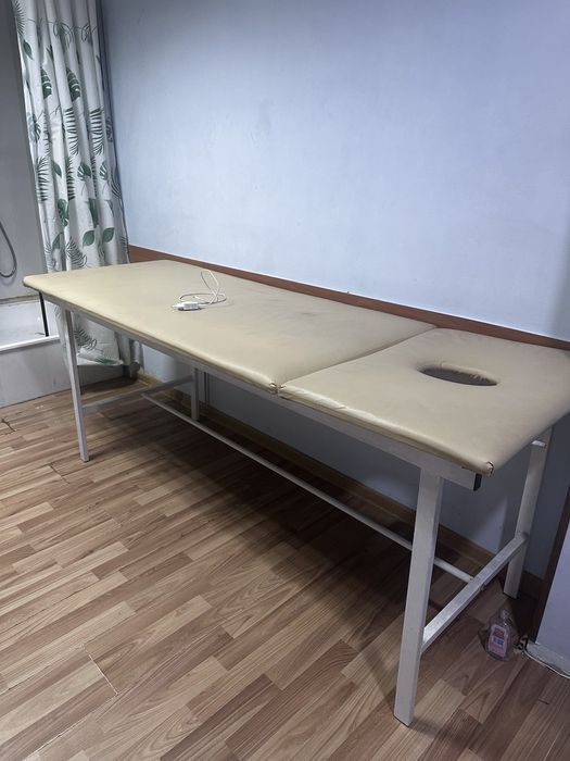 Кушетка массажная