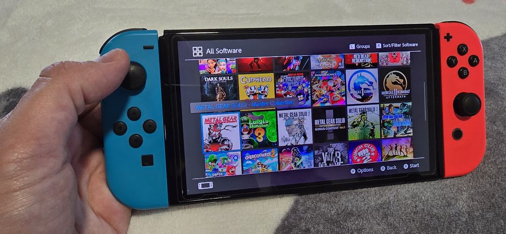 Nintendo Switch OLED modat