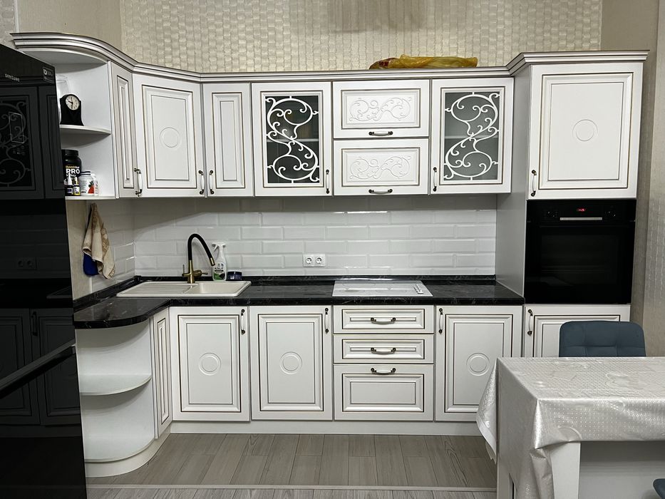 Кухонный шкаф б/у