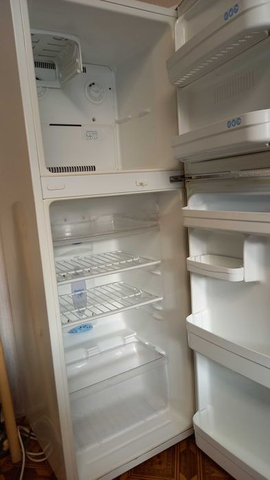 Холодильник LG б/у