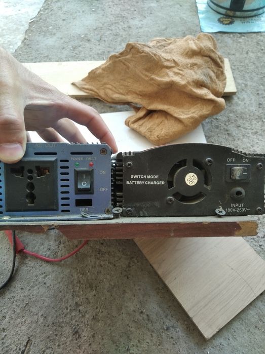 Sotiladi: 12V Zaryadlovchi + 500W Invertor to‘plami

1. SUOER MA-1220A