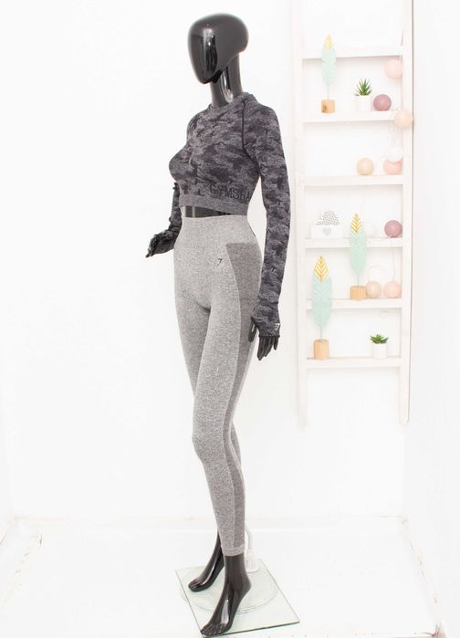 Gymshark комплект клин сив висока талия + кроп топ сиво-черен XS/S