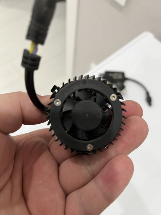 Лед лампочки на Н4 миниледы