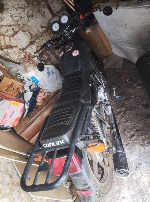 Продам мотоцикл 150 кубов