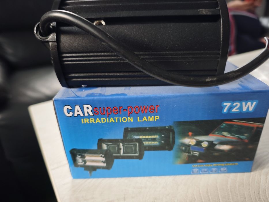 Мощен LED бар 72W Прожектор за кола