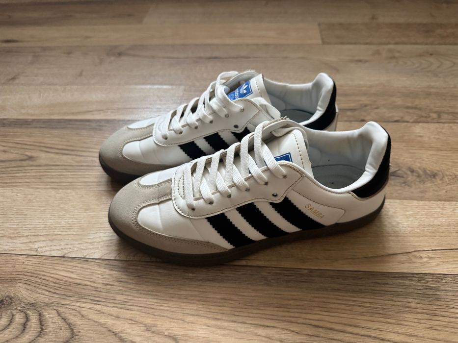 Кроссовки женские дешево распродажа