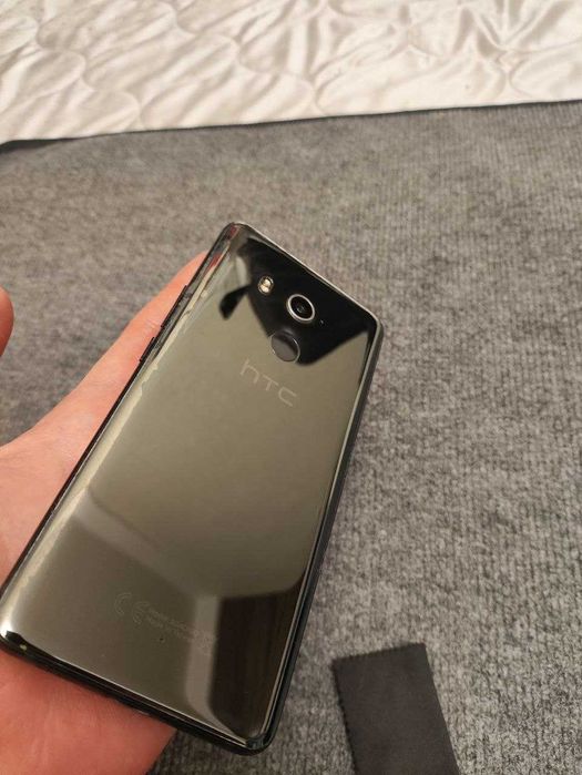 htc u11 plus 6/128 2sim