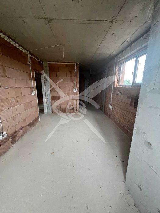 Продава се Къща в с. Старо село, Област Перник - 206 кв.м за 1093 €/кв.м - Снимка #6