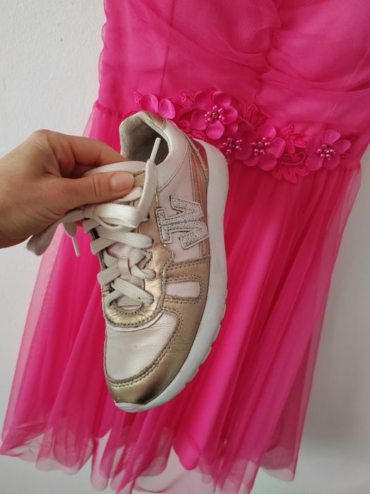 Детски дамски обувки номер 35