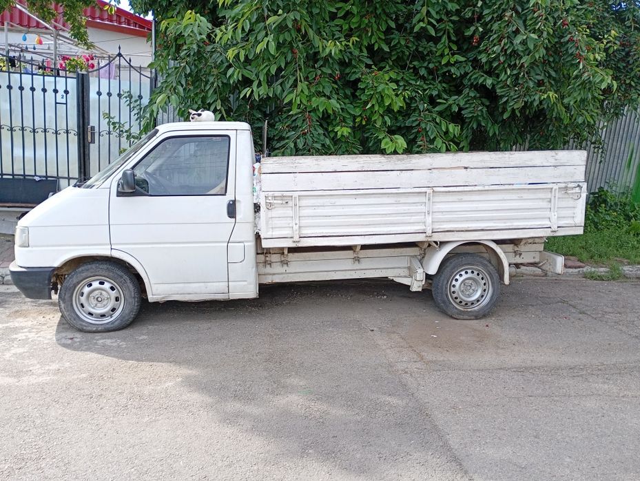 Vând autoutilitara wolkwagen transporter T.4