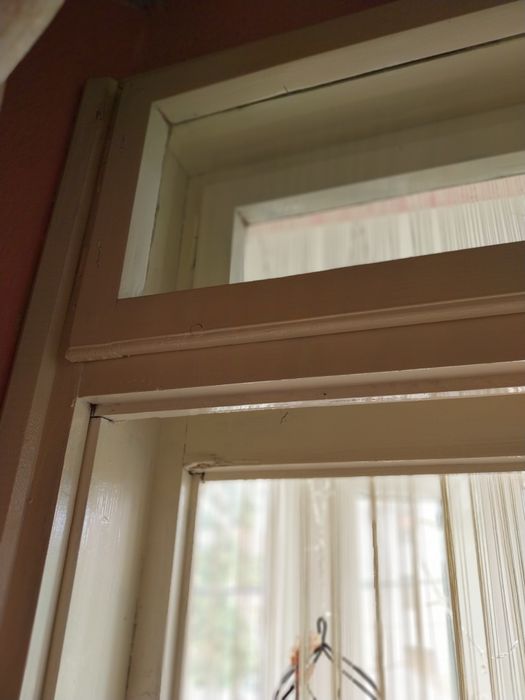 Дървена дограма врата прозорец 150/230см