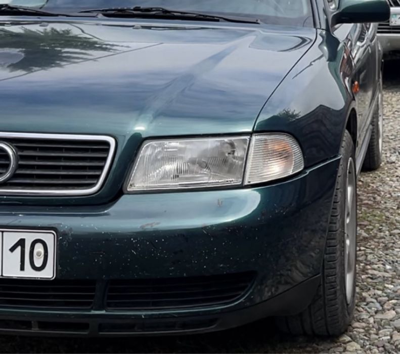 Продам фары Audi A4 B5