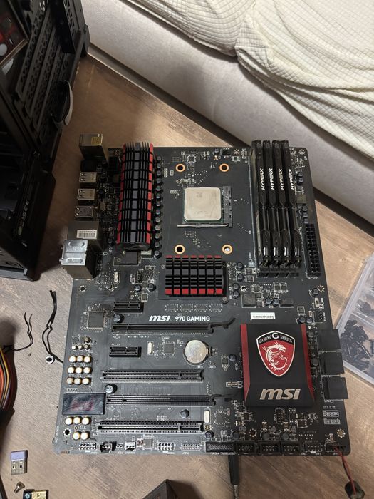 Vand kit AMD Vishera FX-8350 gaming