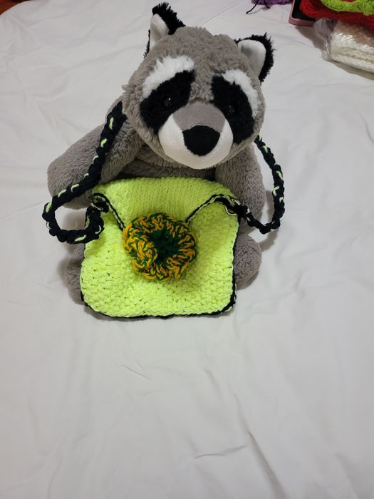 Токыма Вязаные детские сумочки и тд