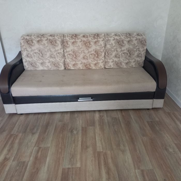 Диван кровать родвижной