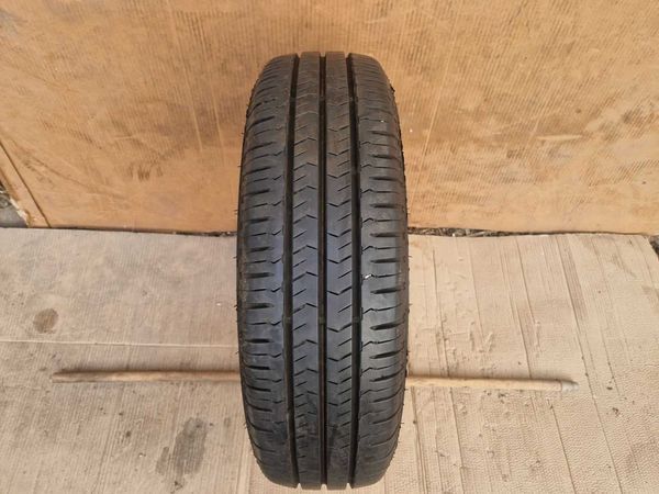 1 Nexen R16C 205/75
лятна гума 
DOT3218