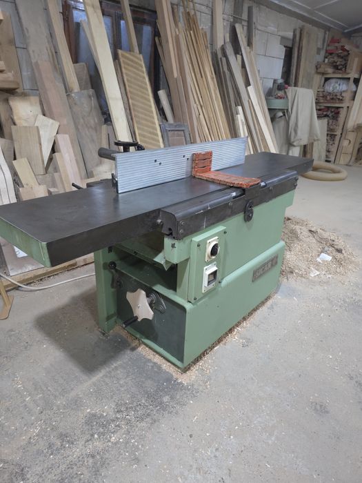 Combinată tamplărie M.U.T  Sicar