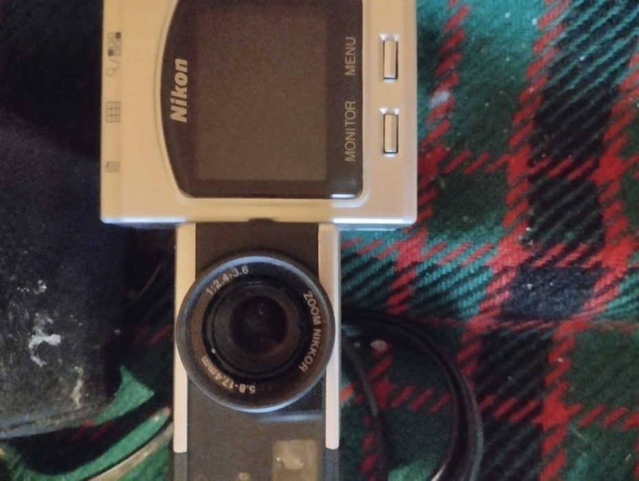 Фотоапарат в отлично състояние