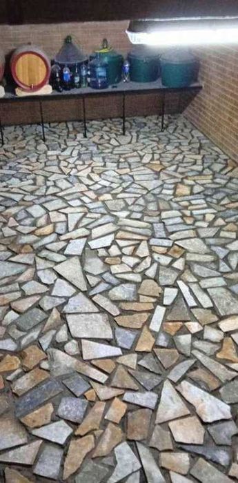 Placări cu Piatră de Munte – Durabilitate Maximă și Montaj